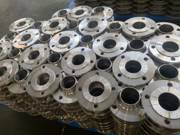 ลดกระหน่ำ! ยินดีต้อนรับสู่การสั่งซื้อ DIN2632 PN10 RF Weld Neck Flange Carbon Steel A105 S235JR!